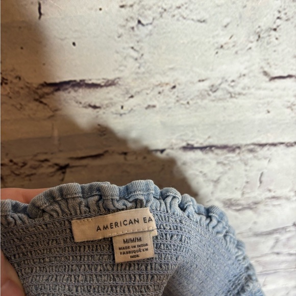 Medium American eagle cropped blue top with embroidered white detail - Picture 6 of 6